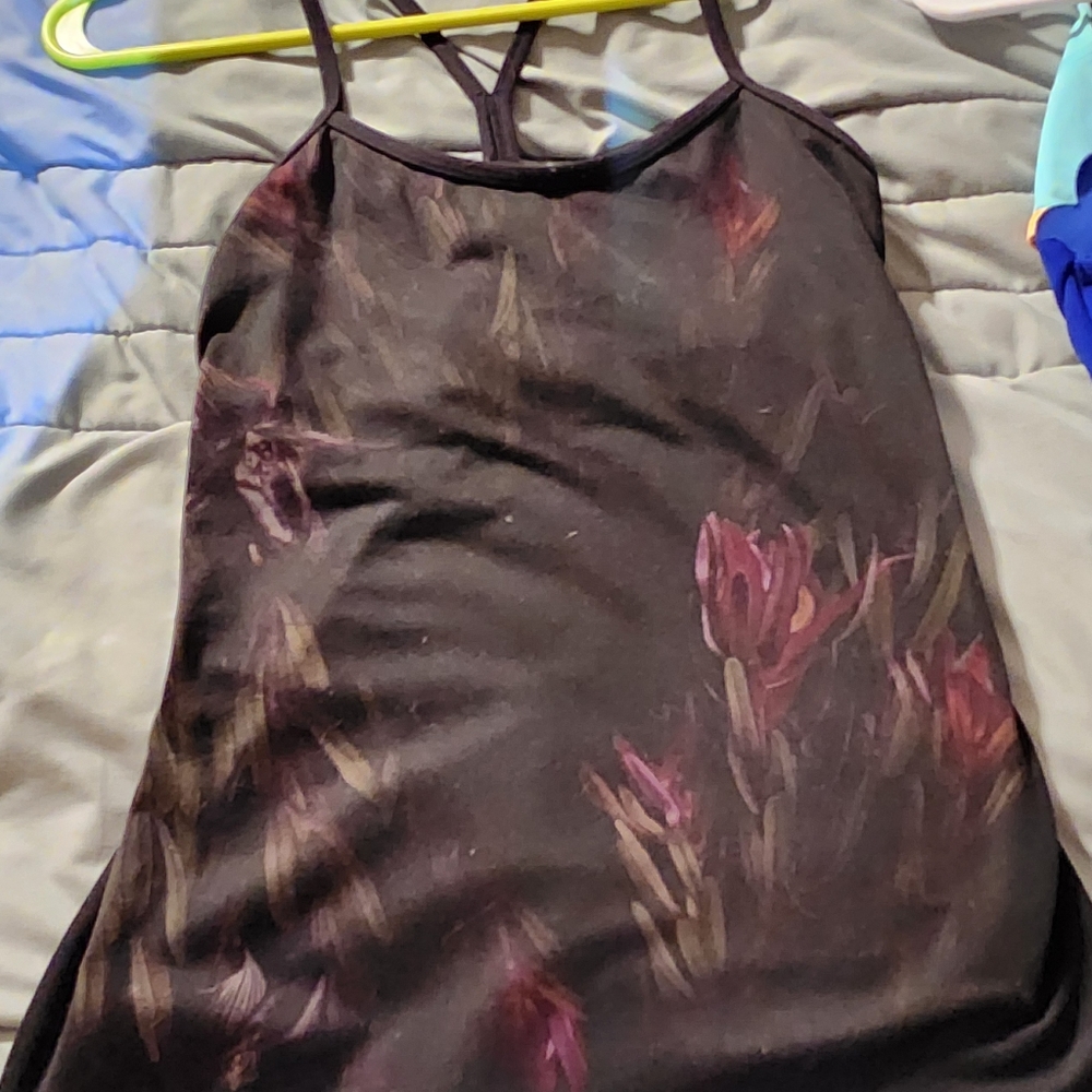 Lululemon printed tank